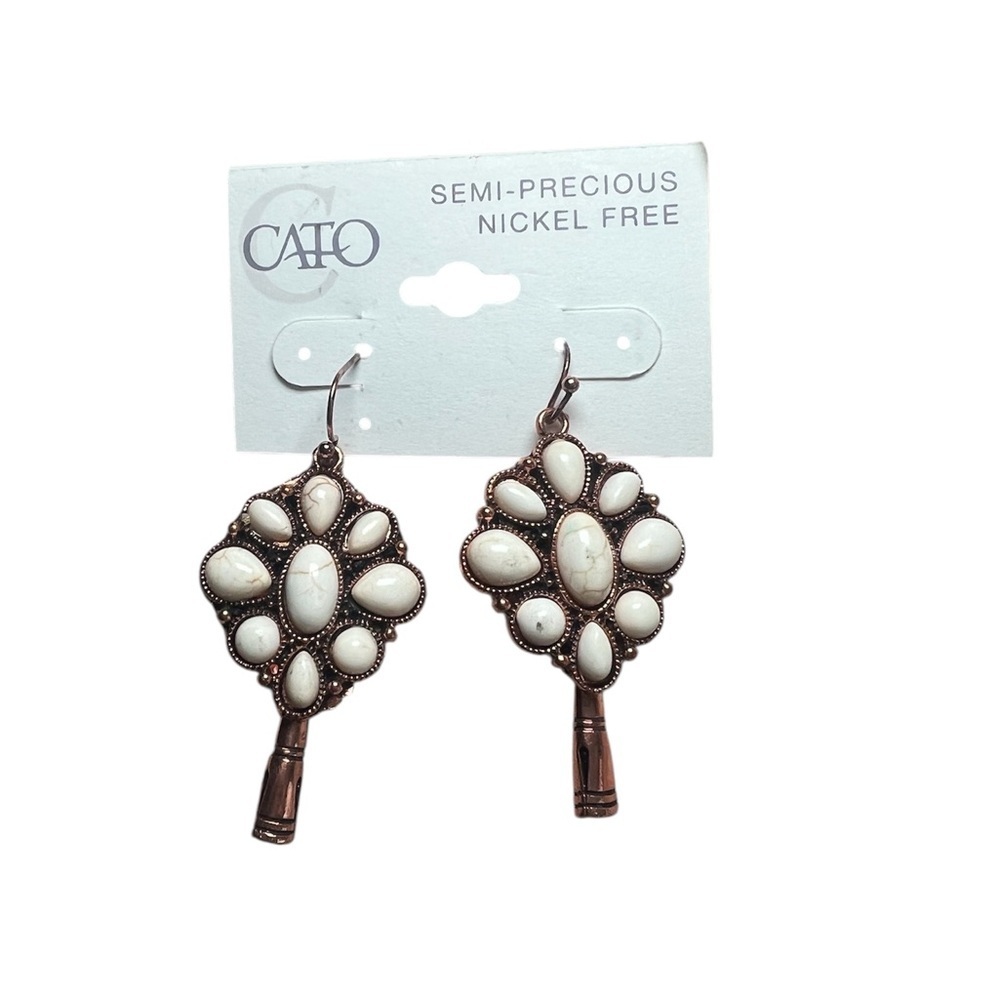 NWT Cato White and Brown Western Earrings